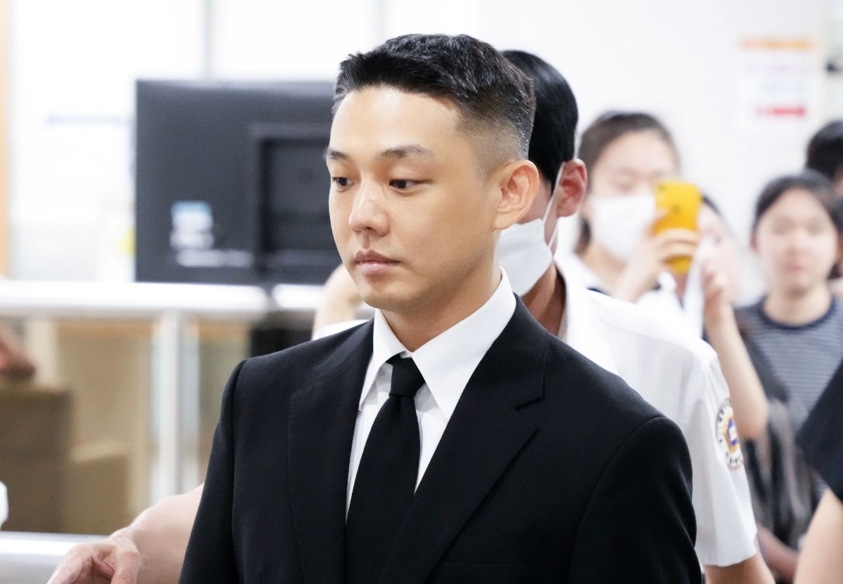 지난 2024년 1심 선고 공판 참석한 유아인 / 뉴스1