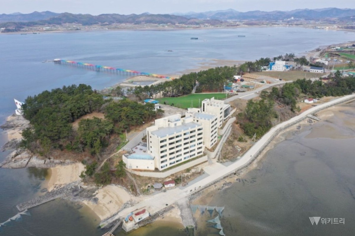"파도 소리 들으며 일해요" 함평군, '블루 워케이션' 뜬다