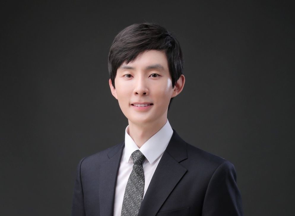 법률사무소 명건 이상옥 대표변호사 / 법률사무소 명건