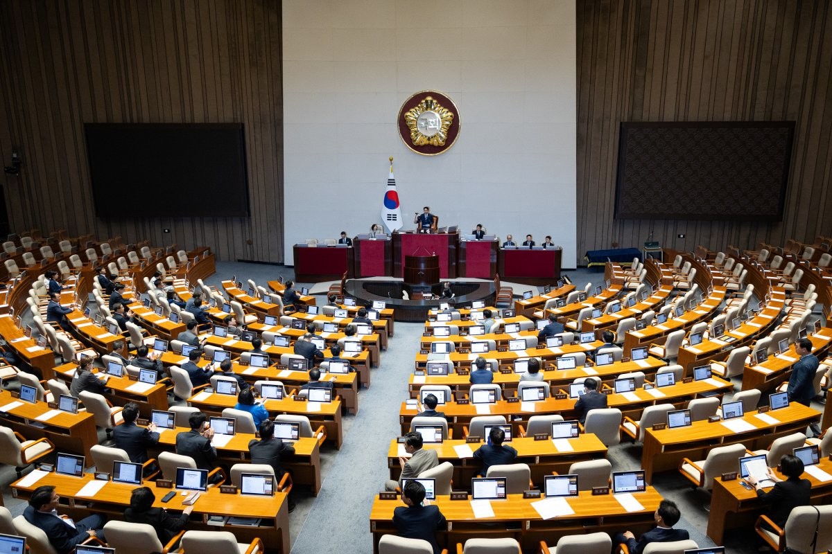 지난달 30일 서울 여의도 국회에서 열린 제436회 국회(임시회) 제4차 본회의에서 국무총리(한성숙) 임명동의안이 가결되고 있다. / 뉴스1