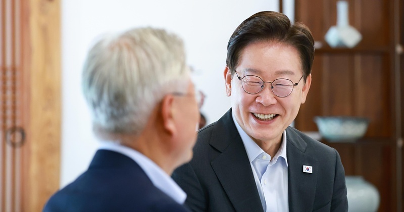 이재명·문재인 식사 메뉴...전 국민이 깜짝 놀랄 '여름 보양식' 정체
