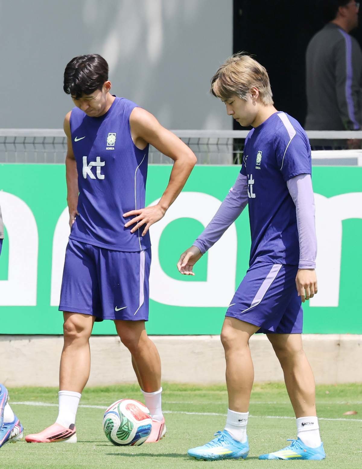 대한민국 축구대표팀 최고 에이스인 손흥민과 이강인. / 뉴스1