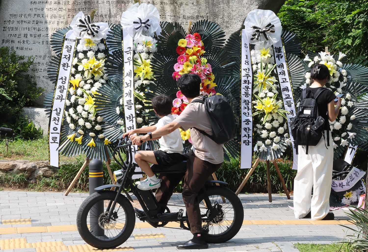 “배재고 야구부 반성 기대 말라... 논란 다음날 급식실서 떠들며 식사”