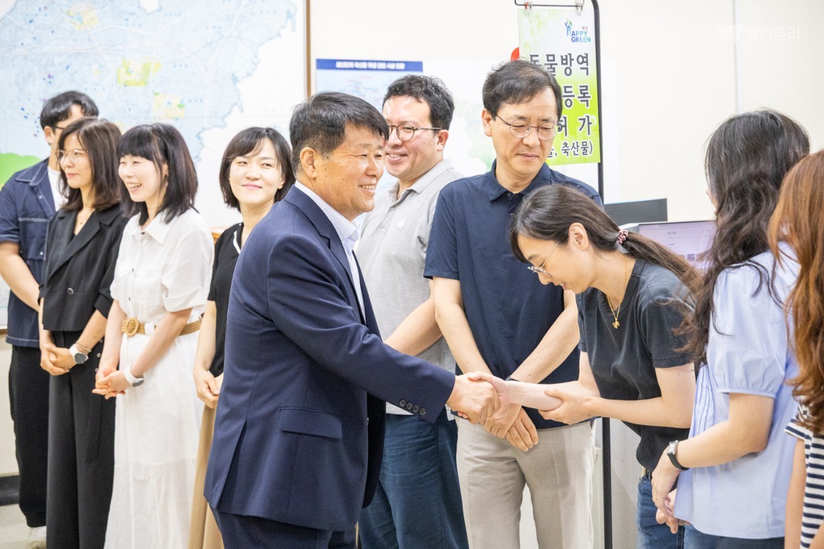 "행정 자산은 직원, 답은 현장에" 박형우 계양구청장, 직원들과 파격 소통
