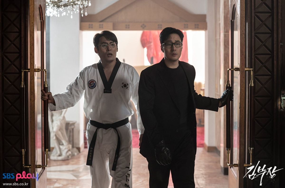 방송 첫 주부터 글로벌 흥행 중인 드라마 '김부장' / SBS