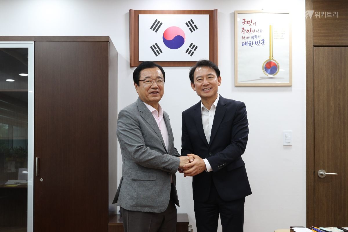 (좌) 이현재 하남시장 (우) 최현덕 남양주시장