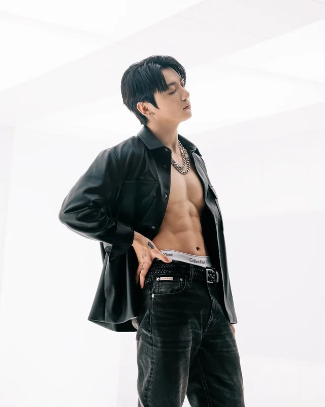 BTS Jungkook Smashes Instagram Record / Calvin Klein