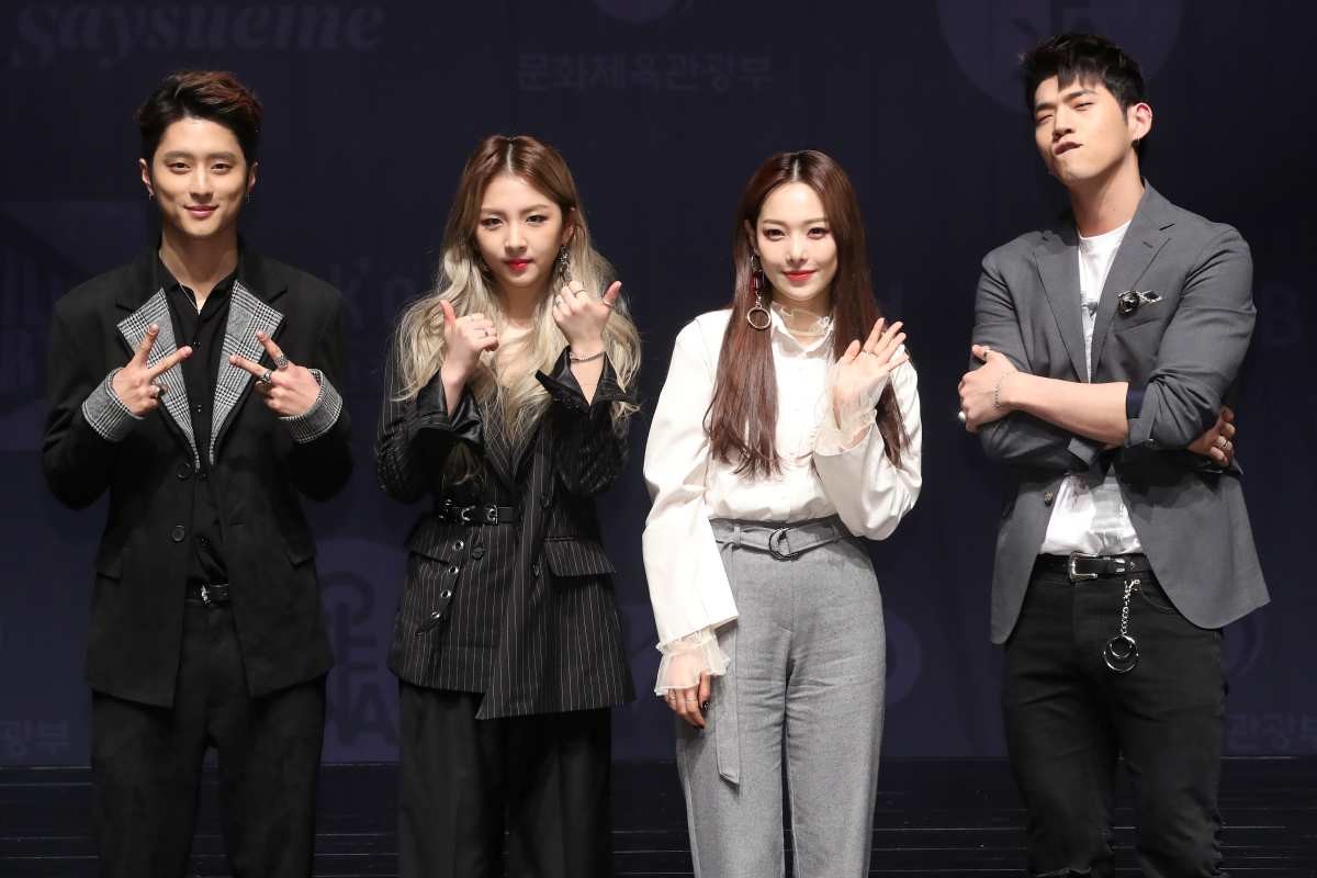 2018년 서울 동대문구 홍릉 한국콘텐츠진흥원 콘텐츠시연장에서 열린 2018 K-POP 해외쇼케이스 SXSWㆍTGE 참가 뮤지션 기자간담회에 그룹 카드(KARD)가 포즈를 취하고 있다. / 연합뉴스