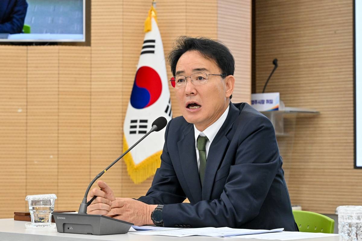 황병직 영주시장, 민선9기 첫 간부회의 주재 모습/영주시