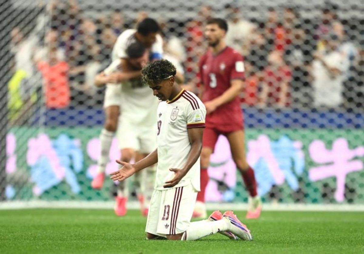 스페인 선수가 2026 북중미 월드컵 16강 포르투갈전에서 득점 후 세리머니를 하고 있다. / FIFA