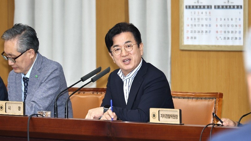 민선 9기 첫 확대간부회의를 주재하고 있는 허태정 대전시장/사진=김지연 기자