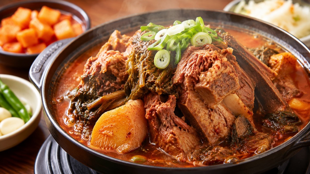 얼큰한 감자탕과 뼈구이까지…9일 '생방송 투데이' 을지로 퇴근길 맛집