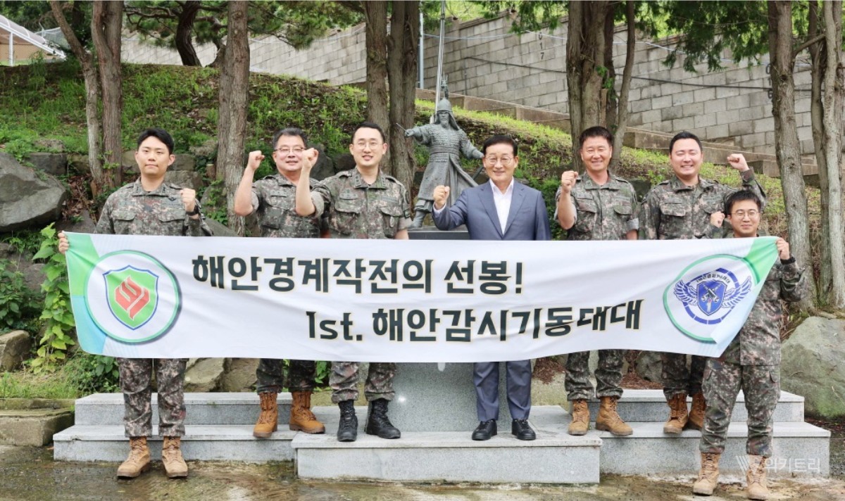 이재각 군수가 지난 3일부터 8일까지 읍·면 행정복지센터와 관내 주요 유관기관을 순차적으로 방문하며 현장 중심의 소통 행정을 펼쳤다. / 진도군