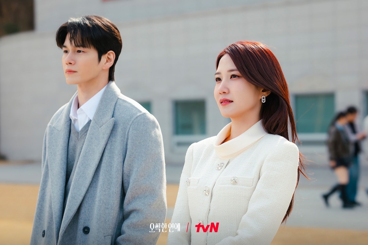 '오싹한 연애'에 출연하는 옹성우와 박은빈 / tvN