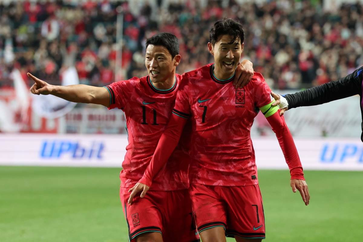 오는 22일 열릴 예정인 대한축구협회 청문회에 참고인 자격으로 명단에 포함된 황희찬(울버햄튼), 손흥민(LAFC) / 연합뉴스