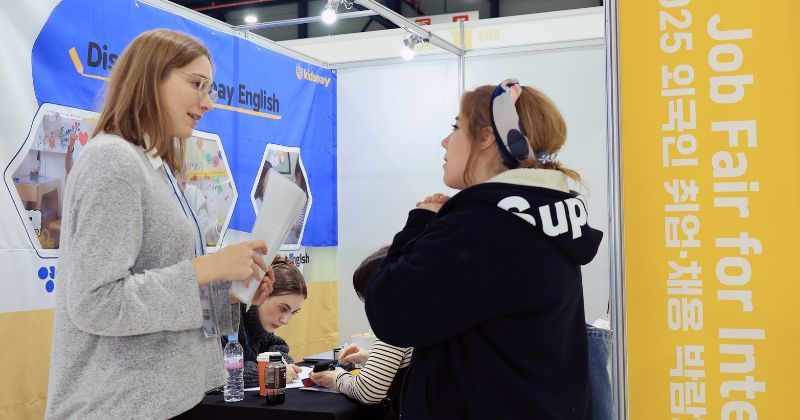 “외국인 유학생 25만 명 돌파”…서울 넘어 전국서 채용박람회가 늘어나는 이유
