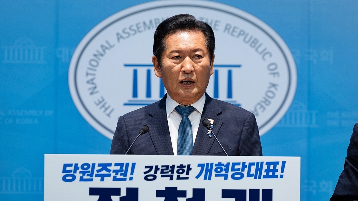 정청래, 당대표 출마 선언 “이 대통령에 의리 지킬 것…대선 출마 안 해”