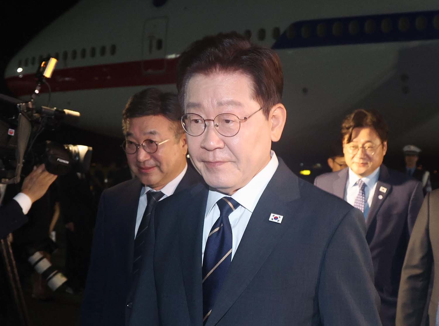 "민주당 단톡방에서조차... 이제 이재명 대통령이 답해야"