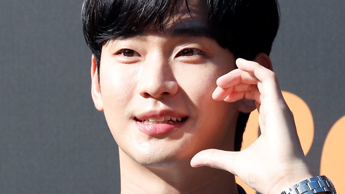 김수현, 오늘(14일) 1년 4개월 만에 전격 복귀…첫 공식 활동은?