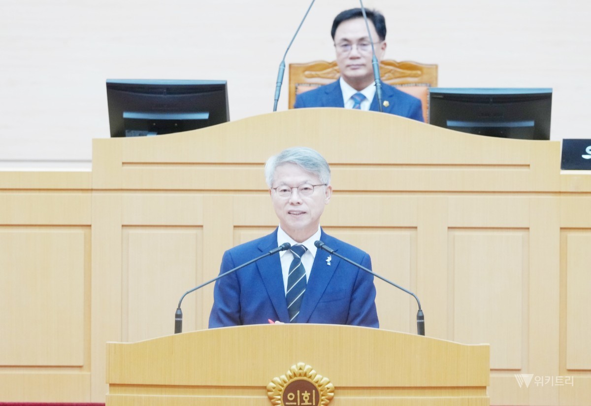 민형배의 거침없는 하이킥! "896조 반도체 품고 초거대 메가시티 쏜다"