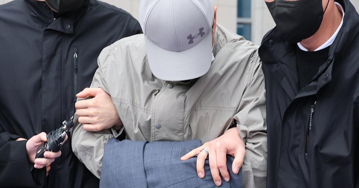 1박 연수 기간에만 여성 41명 불법 촬영한 전직 교육청 장학관이 실형을 면한 이유