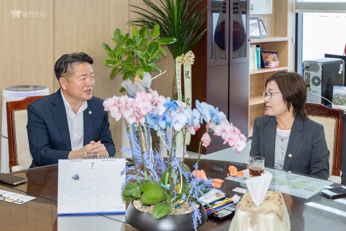 김남원 검단구의장, 영종구의회 방문…주민 중심 협력체계 구축