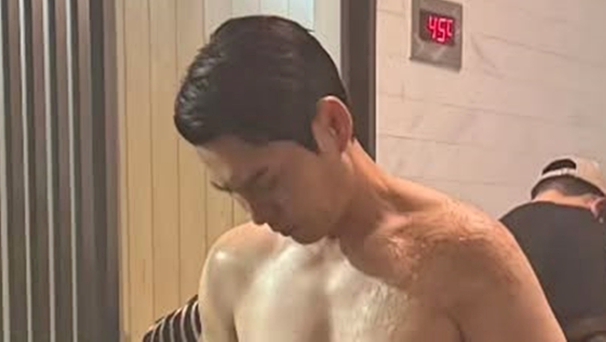47세 맞아? 시청률 22.3% '김부장'서 활약 중인 배우, 완벽 복근 공개