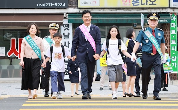 도지사와 함께하는 교통안전 캠페인 전개 / 전북특별자치도