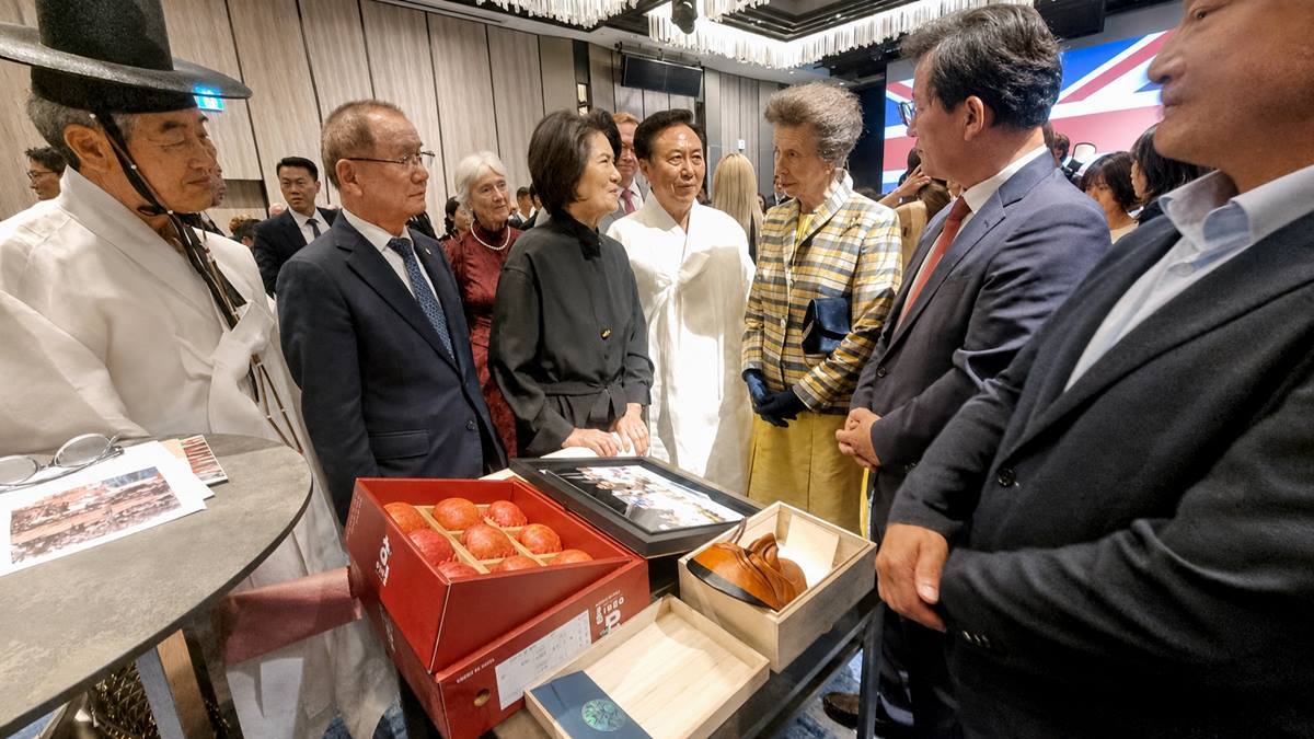 영국 왕실과 27년 인연, 안동시...방한 앤 공주에게 특별한 선물