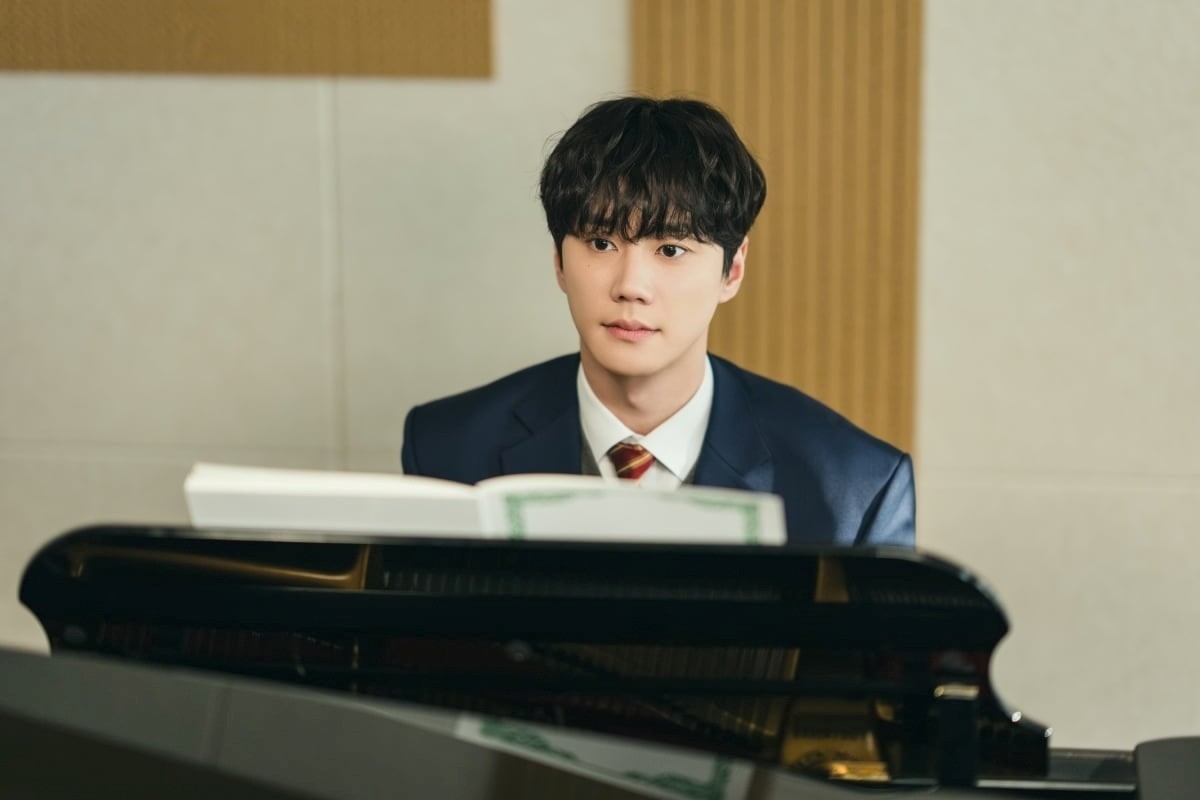 포핸즈 스틸컷. / tvN