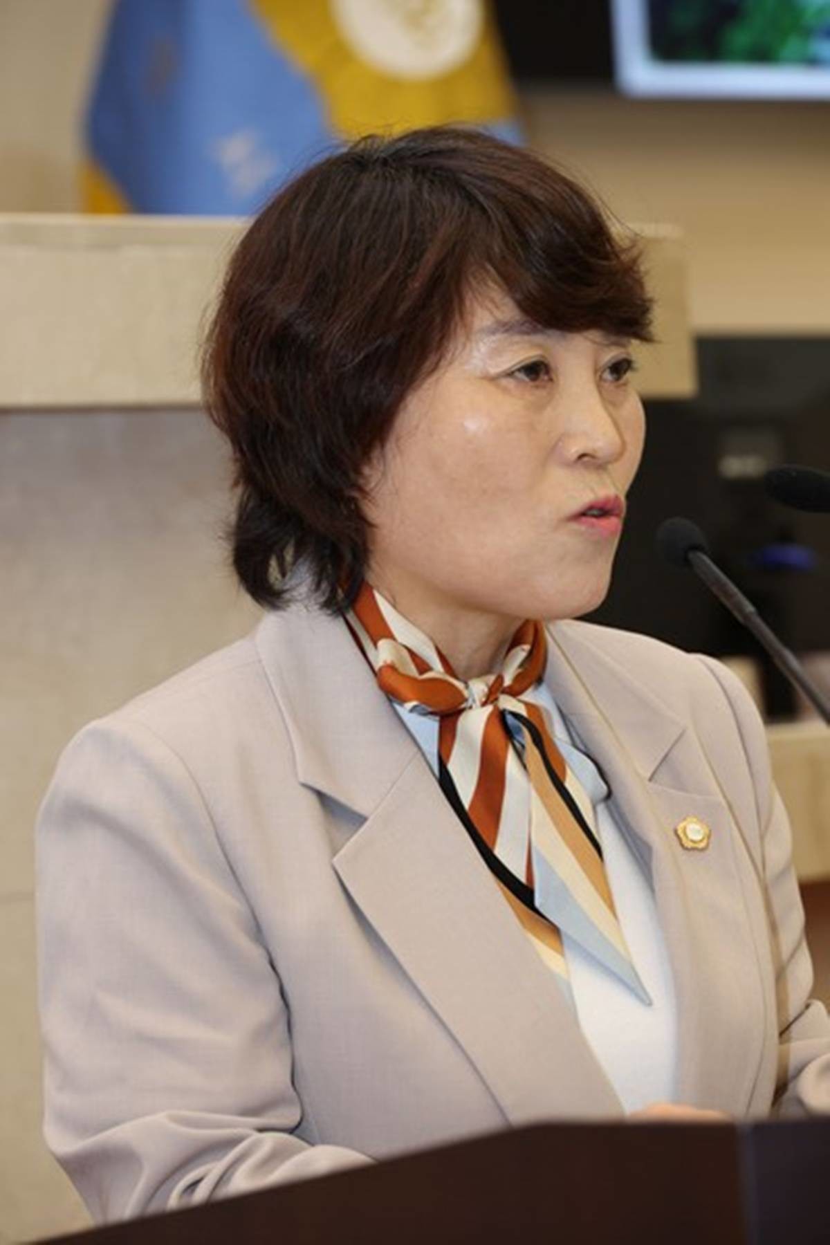 임주희 포항시의원이 지난 10일 본회의 5분자유발언에서 포스텍 의과대학 유치 전략 부재를 질타하고 상급종합병원 유치 대책을 촉구하고 있다/포항시의회