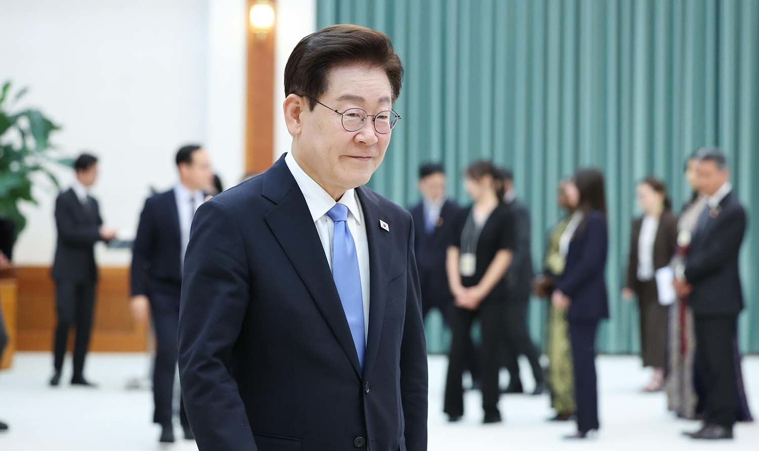 "이 대통령식 아파트 거래 기법 번져... 웃지 못할 기현상"