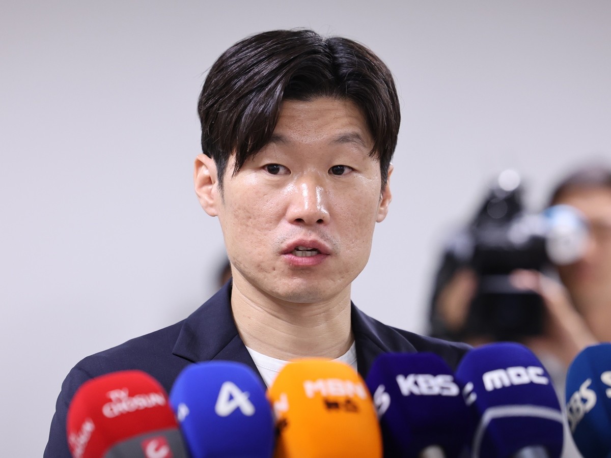 K-축구 혁신위원회 3차 회의를 마친 뒤 브리핑을 하고 있는 박지성 축구혁신위 위원장 / 뉴스1