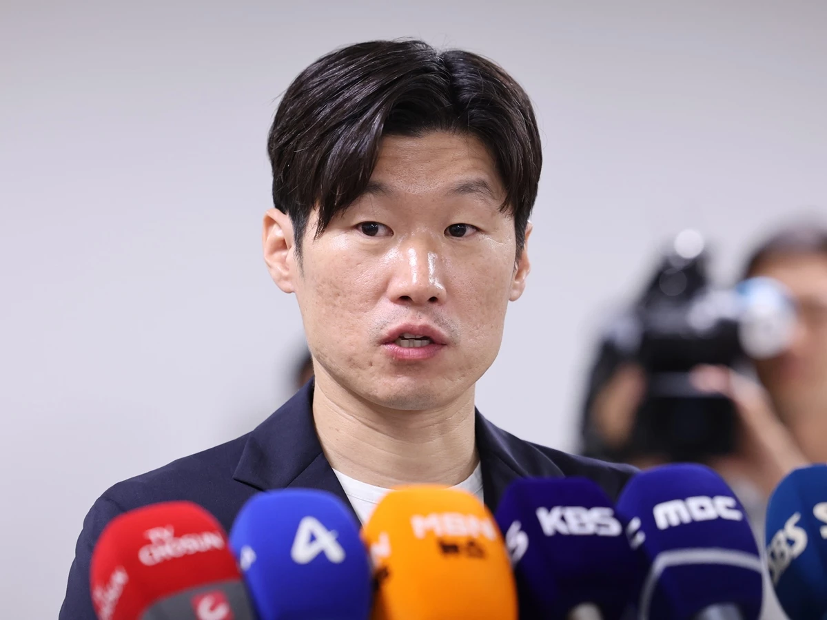K-축구 혁신위원회 3차 회의를 마친 뒤 브리핑을 하고 있는 박지성 축구혁신위 위원장 / 뉴스1