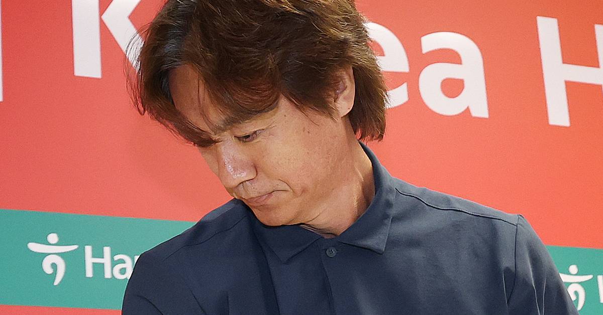 “홍명보 태도, 한 대 쥐어박고 싶을 정도로 잘못”…‘한국 국대 출신’ 작심 발언