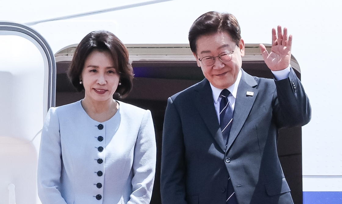 이재명 대통령, 여름휴가 안 가기로…7박 11일 해외순방 떠나 