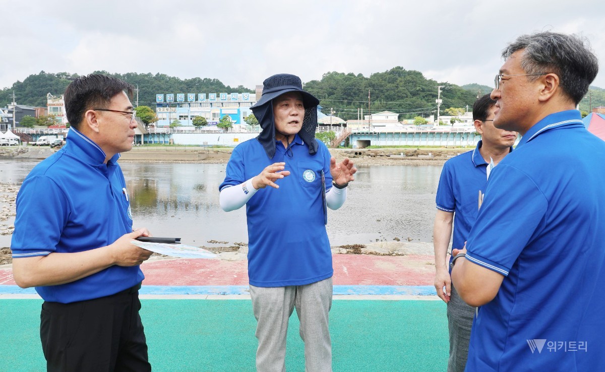 장흥군은 제19회 정남진 장흥 물축제의 성공적인 개최와 한 치의 오차도 없는 안전한 축제 운영을 위해 지난 23일 축제장 일대에서 대대적인 합동 현장 안전점검을 전격 실시했다. / 장흥군