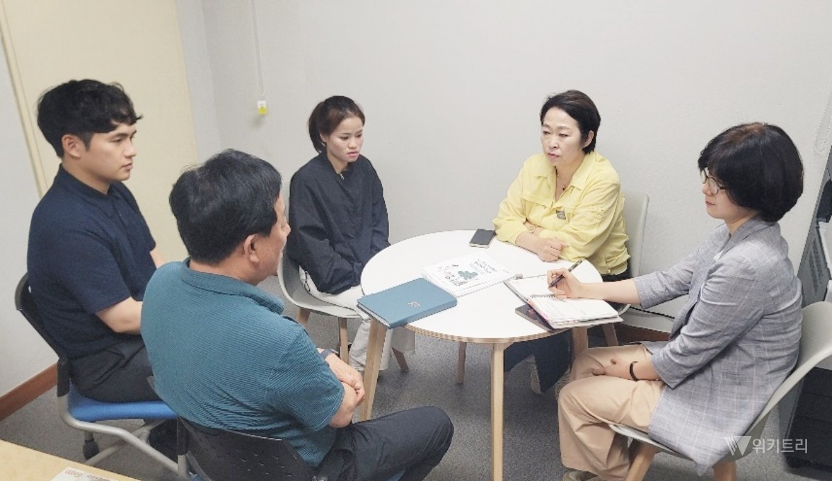 뙤약볕 농촌 일손 지킨다… 곡성군, 계절근로 현장 핀셋 점검