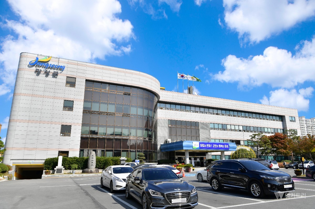 장성군, 여름철 콩 농사 사수 총력…돌발 병해충 약제 무상 지원
