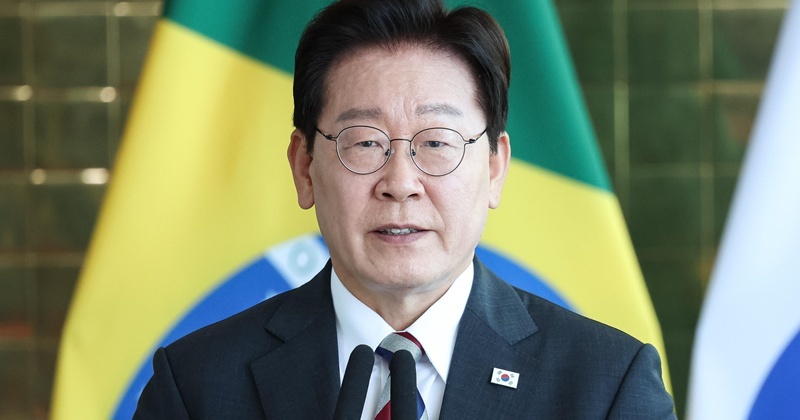 “해군 장병 실종 날 골프 쳤나…이재명 대통령 '군 골프장' 이용 의혹"