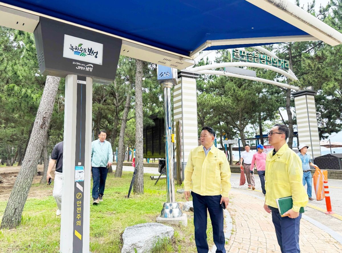 지난 25일 보성 지역에 폭염경보가 발효됨에 따라, 군은 일상생활 현장 전반에 걸친 대응 수위를 최고 단계로 끌어올리며 촘촘한 안전망 구축에 총력을 기울이고 있다. / 보성군