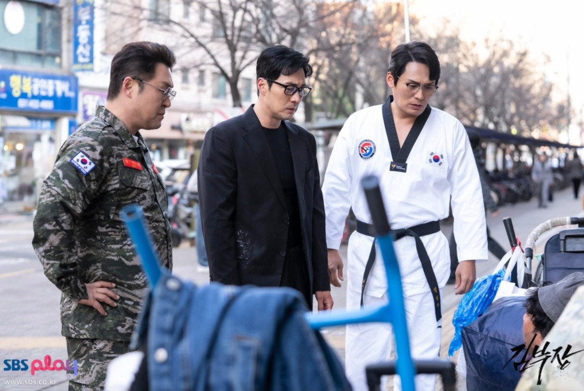 남다른 팀워크, 케미 자랑한 '김부장' 아빠 3인방 배우들. (왼쪽부터)윤경호, 소지섭, 최대훈. / SBS 제공