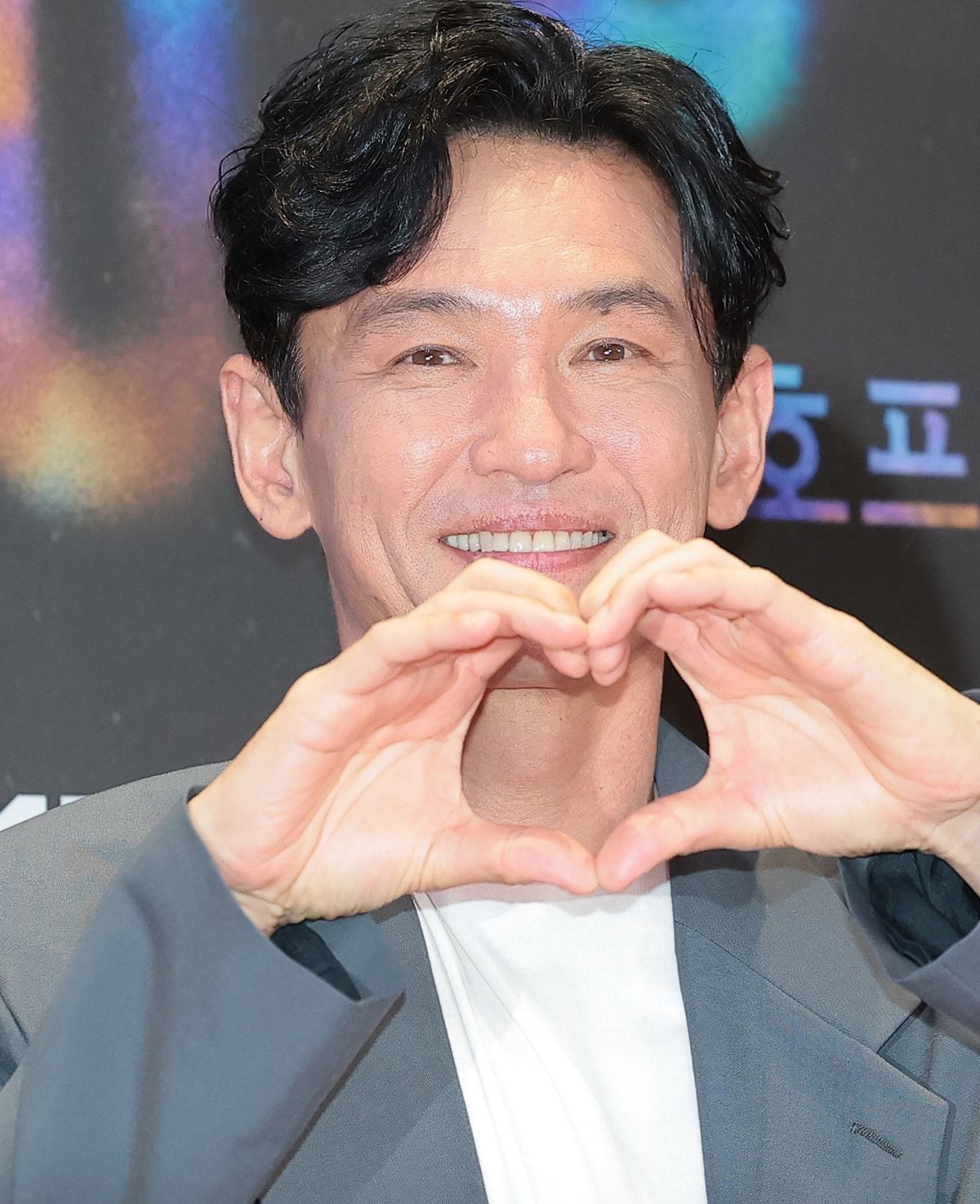 영화 '호프' 시사회에 참석한 배우 황정민 / 뉴스1