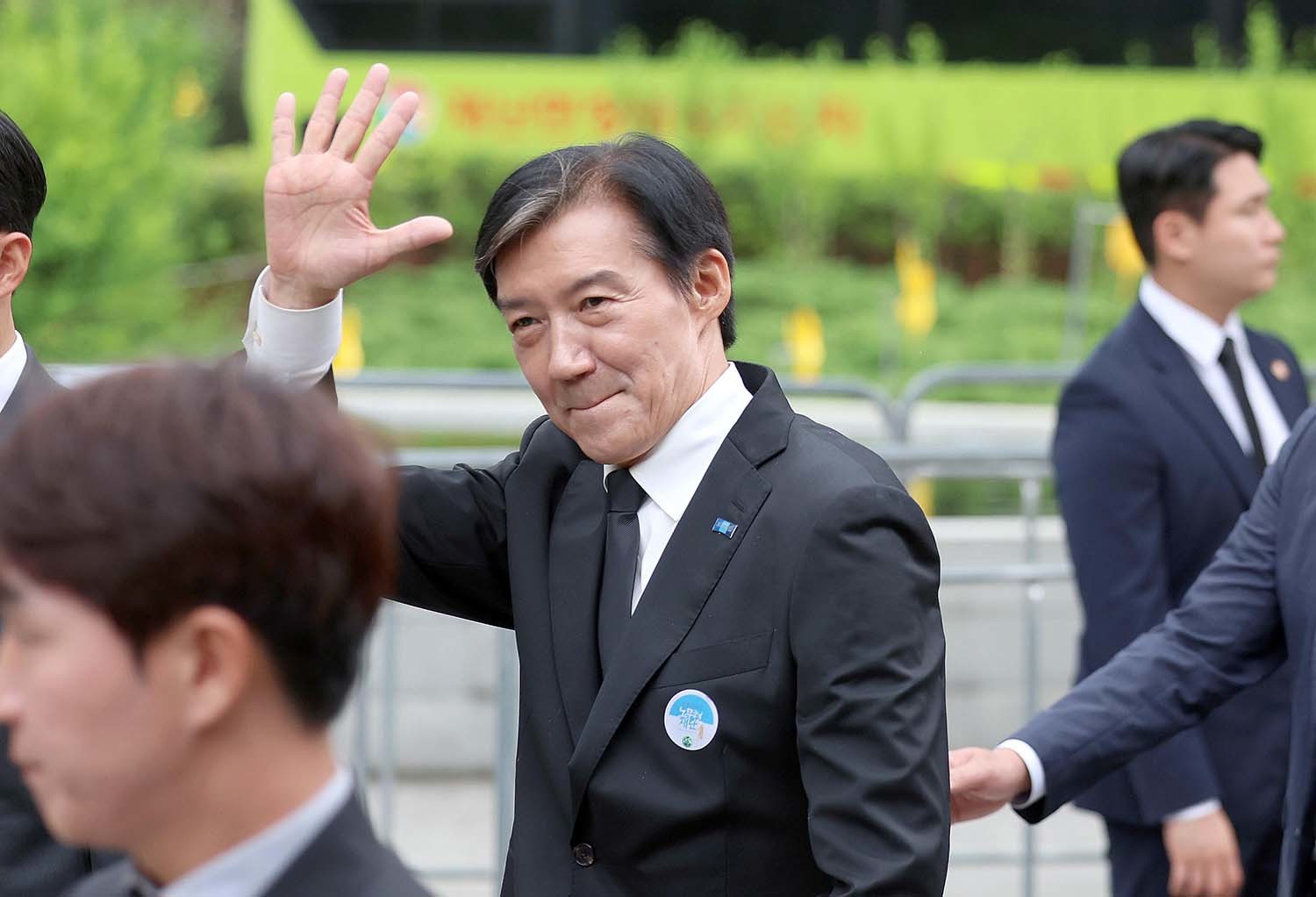 "조국은 전략자산... 복귀시키겠다"