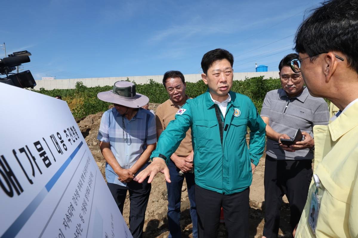 포항, 폭염·가뭄에 고수온 예비특보까지...박용선 시장, 긴급 현장 점검