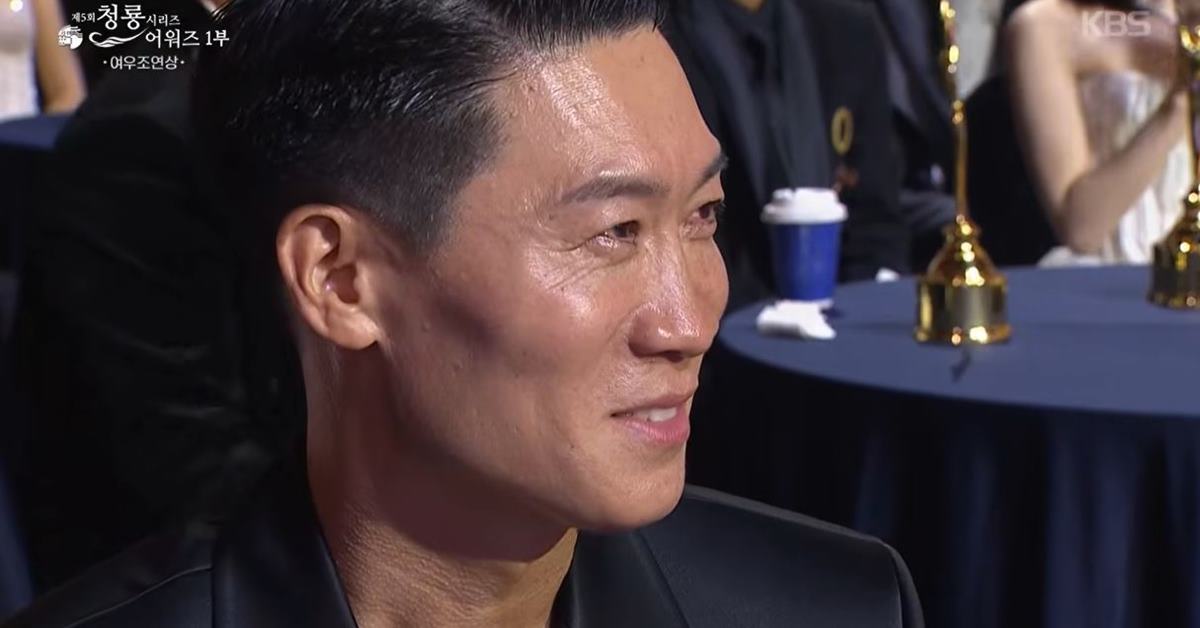 “오늘부터 1일!”…어제 청룡시리즈서 남편 진선규 오열시킨 여우조연상 '배우' 