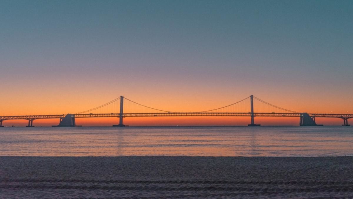 부산 광안대교 자료사진. / gyuniq-shutterstock.com