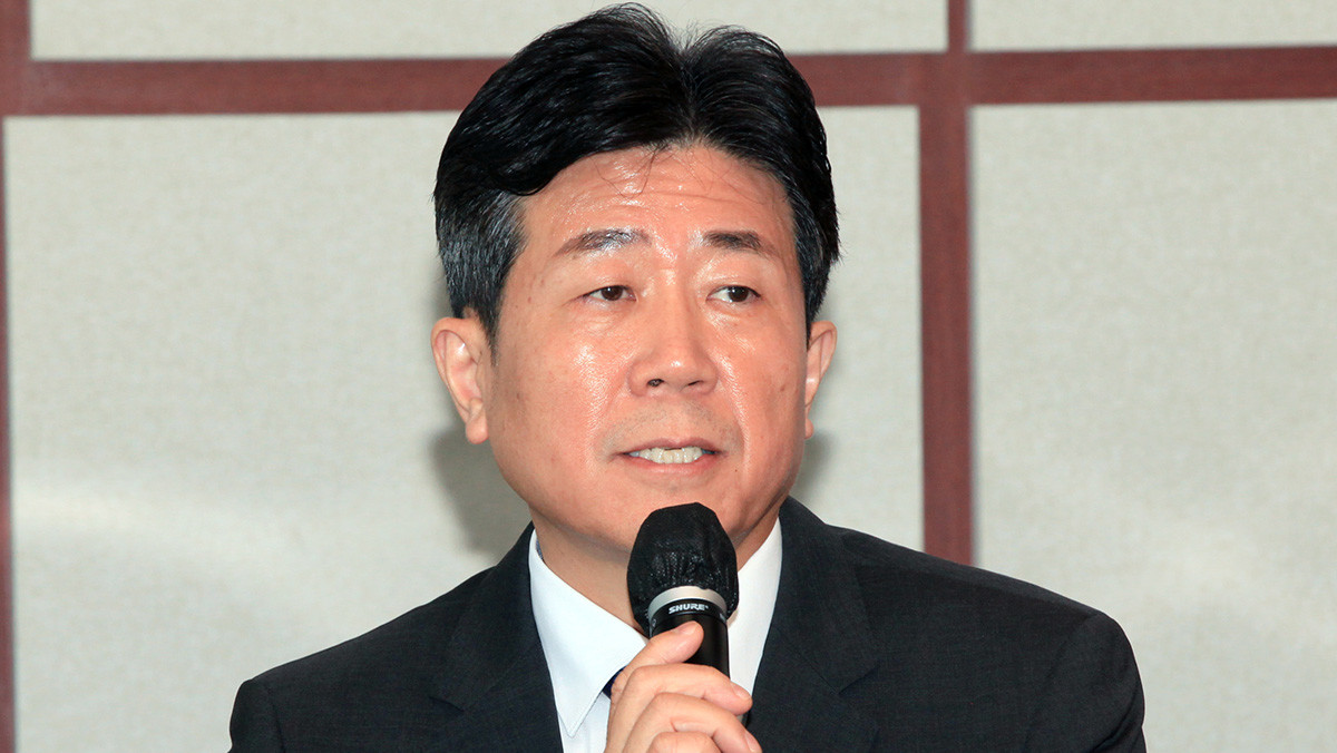 기자 질의응답 시간에 답변 중인 황기영 KGM 대표이사. / KG 모빌리티
