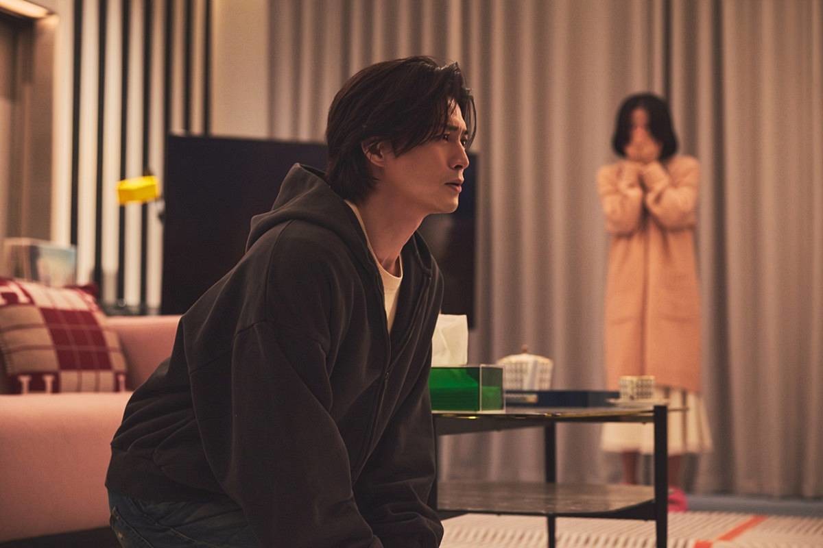 미워할 수 없는 불륜남 역 김지훈 / 쿠팡플레이