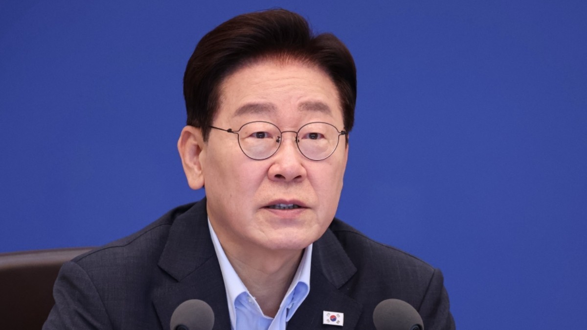 이재명 대통령이 4일 청와대에서 열린 국무회의에서 발언을 하고 있다. / 청와대통신사진기자단-뉴스1